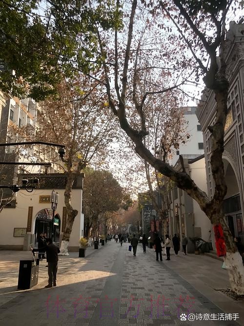 记者:贡萨洛接近留队而非外租 阿隆索对他很满意 记者:贡萨洛接近留队而非外租 阿隆索对他很满意